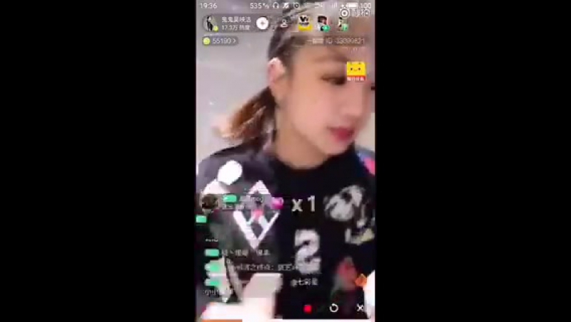 171108 exo's lay @ emma wu weibo live