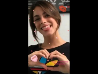 Feliz san valentin de parte de tini a las tinistas