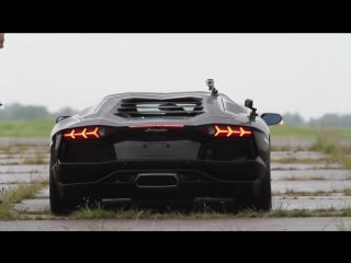 Lamborghini aventador против истребителя f16 fighting falcon