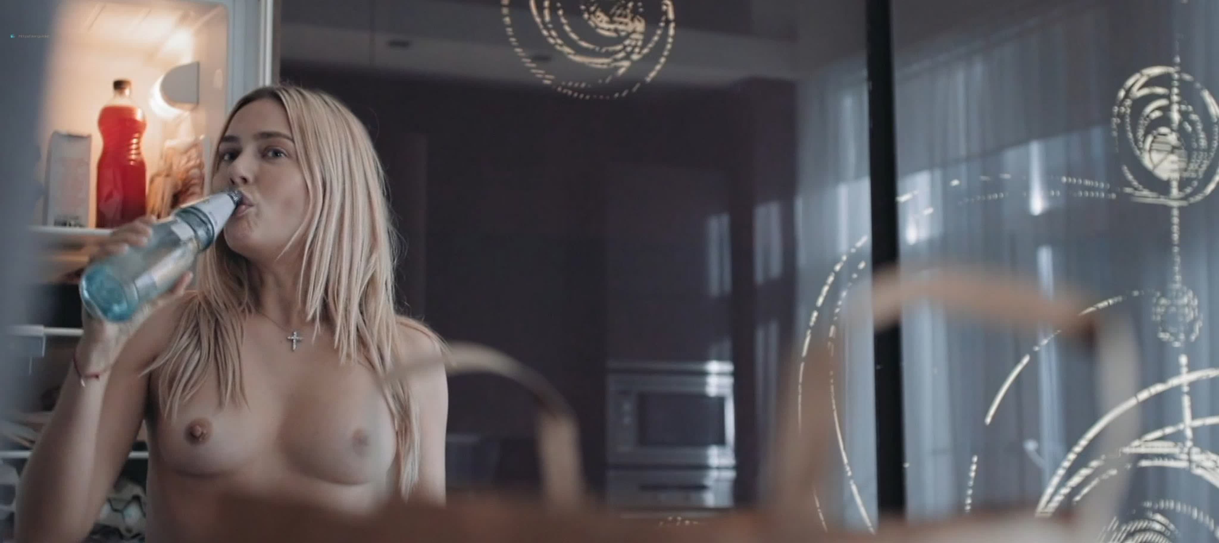 Порно әйелі топтық видео түсіргісі келді