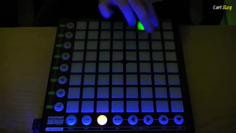 Novation launchpad chasing summers live routine (6 sec)
