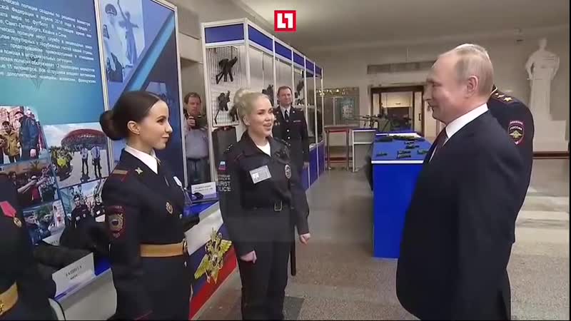 Коня на скаку остановят,в горящую избу войдут