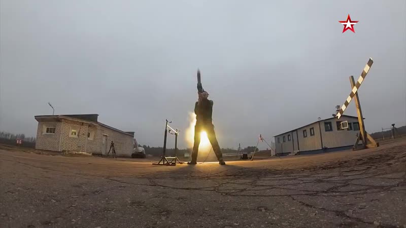 Поражение цели ракетой пзрк "игла с"