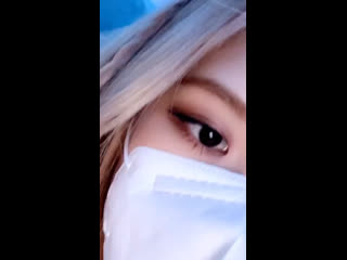 200222 @ roses are rosie