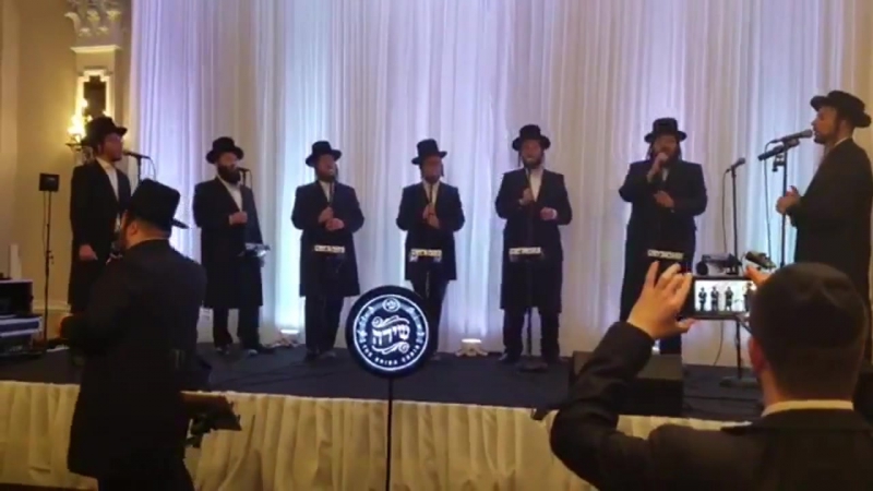 Acapella! tunes from avraham fried and mbd featuring levy falkowitz and shira choir