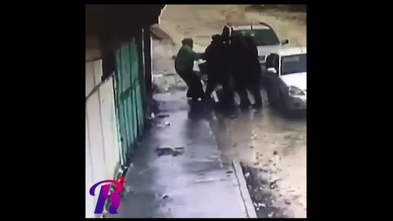 В хасавюрте отбили девушку у грабителей