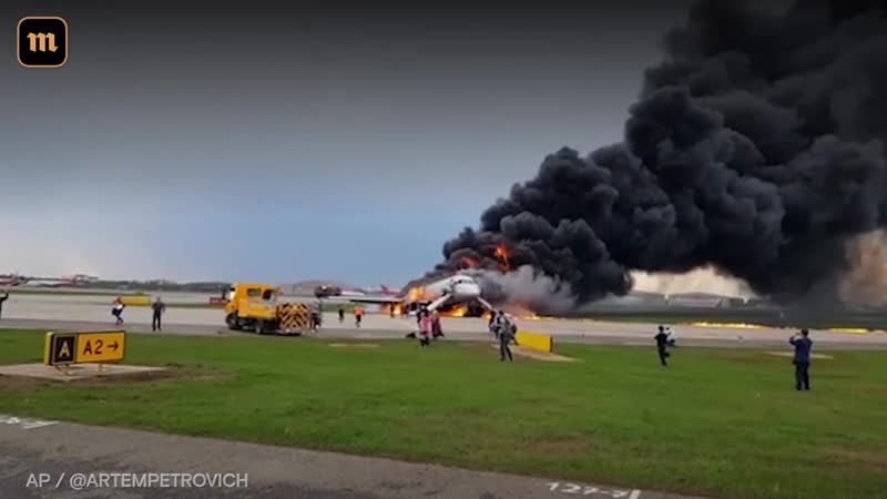 Аварийная посадка самолета sukhoi superjet