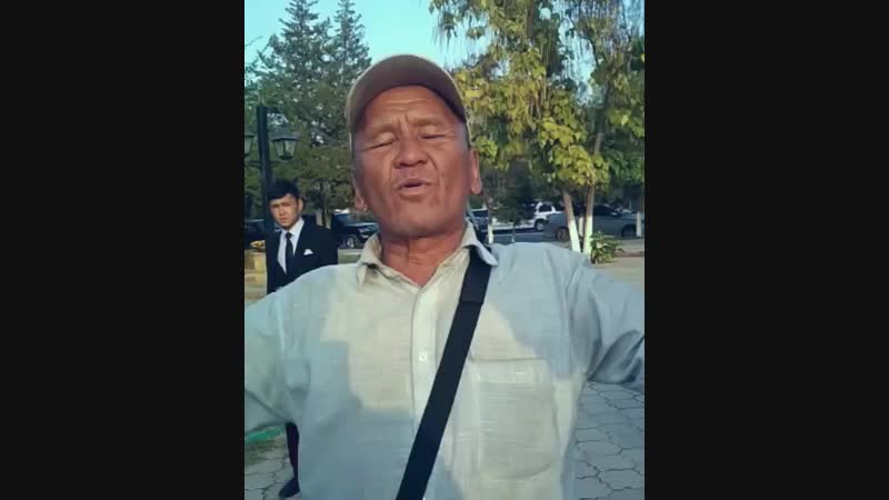 Колоритный мужик