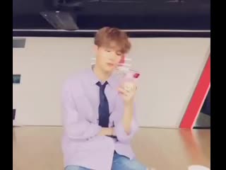 Cixs seunghun played bungee on his vlive today mp4