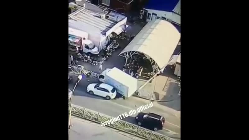 Чудовищный наезд на пешеходов на ломжинской