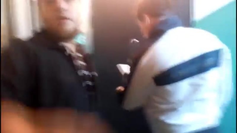 Коллекторы дебилы пытаются разбудить мертвого