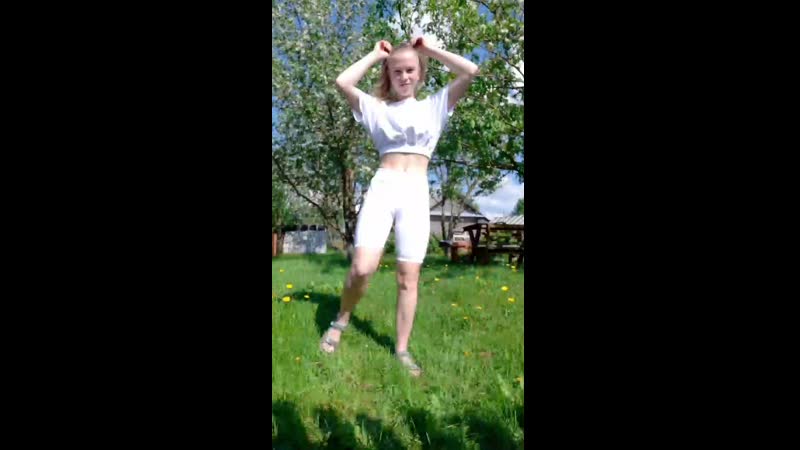 Велосипедки и топ