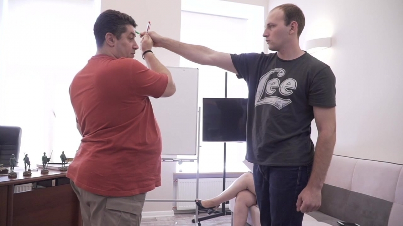 Финты простолюдинов удар от плеча, и режущий удар