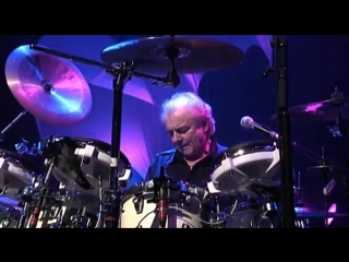 Yes roundabout live from lyon (2009)