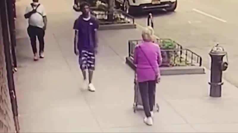 Арестован нигга уронивший бабушку 92 лет 🇺🇸 манхэттен