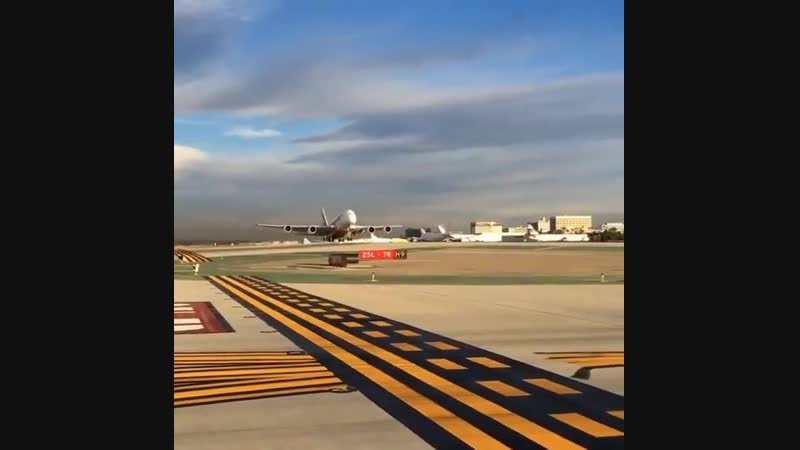 Airbus a380 take off