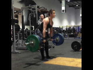 Kiki vhyce lifting 265lbs/120kg x 10 reps