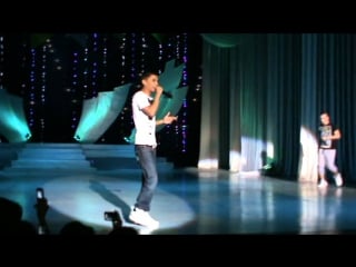 Shoxrux bitiruvchi 2011 (live fan video)