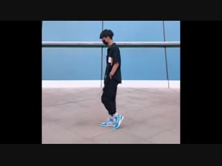 Moonwalking tutorial