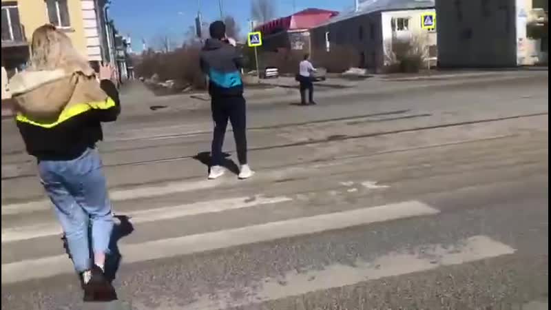 Регулировщик с лопатой