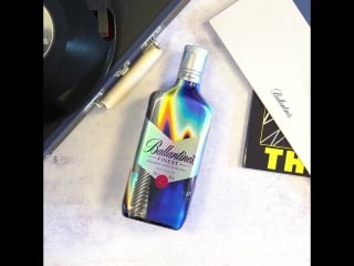 Ballantine's felipe pantone материал содержит рекламу алкоголя и молодые к просмотру лицами, не достигшими 18 лет