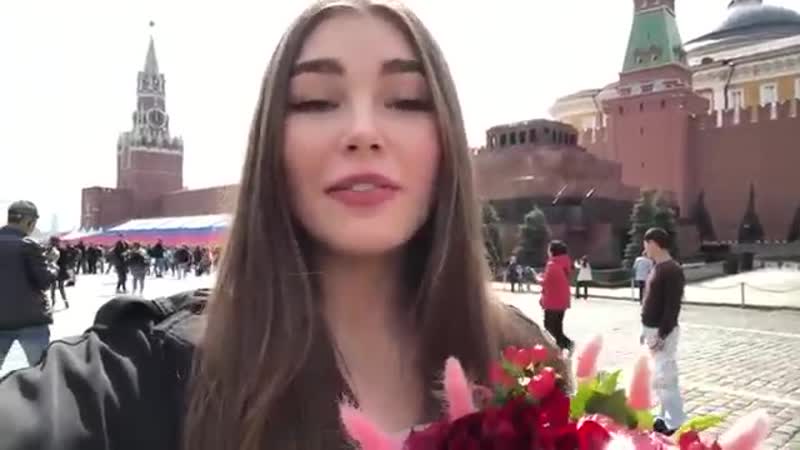 Молодая девушка о ленине и ссср спасибо тебе умница