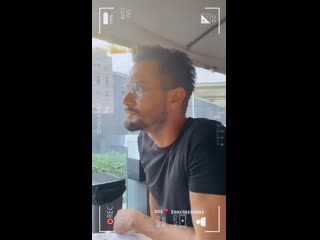 Ozgu on instagram stories 11 08 20