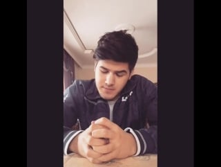 Yumor dunyasi | her cümleden sonra fasile verib adami deli eliyen dost tipi