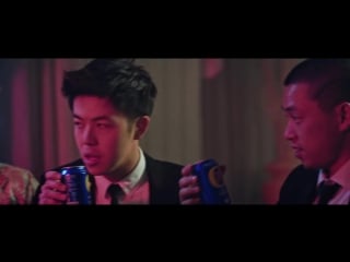 Client liaison off white limousine