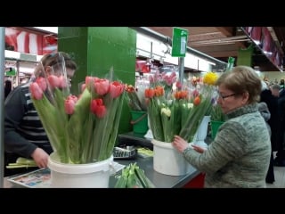 Продажа цветов на "экорынке" 7 марта 2018 г