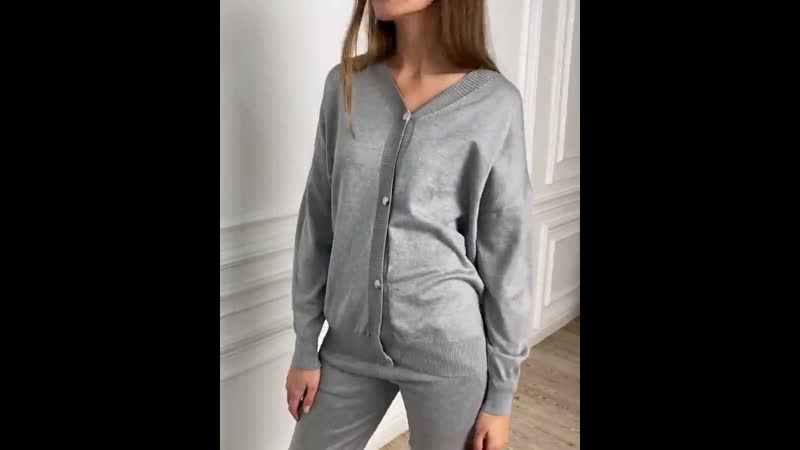 Трикотажные костюмы, уже не первый год, являются must have прохладного времени года 💯 ⠀ в этом сезоне, особое место занимают вер