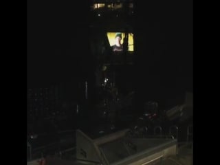 Bex965 literally backstage @ the staples center while #justinbeiber sound checks!