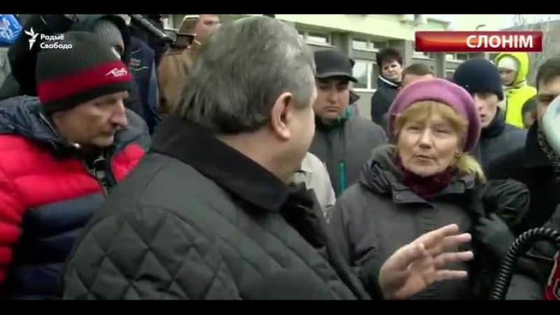 Людзі ў слоніме не хаваюць слёзы