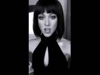 Fbf to my shadowhunters trailer channeling my inner catherinezetajones theshowmustgoonczj @chicagomusical stayhometango shado