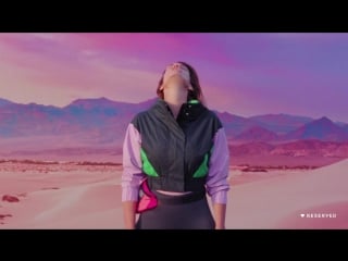 Reserved + cindy crawford