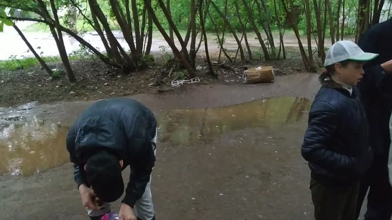 Горячие обеды, дождь