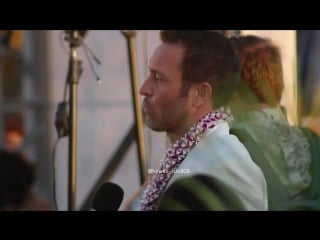 Alex oloughlin on red carpet sotb