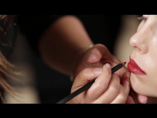 Burberry beauty the siren red look