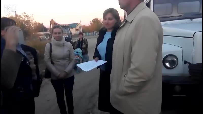 Женщина отказалась оплачивать газ и свет посредникам приехала комиссия отключить газоснабжение дальше её диалог с комиссией