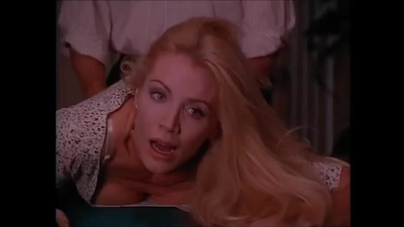 Задрал платье и трахнул мамочку на глазах у другого мужчины на бильярдном столе shannon tweed scorned (1994) просит жестче