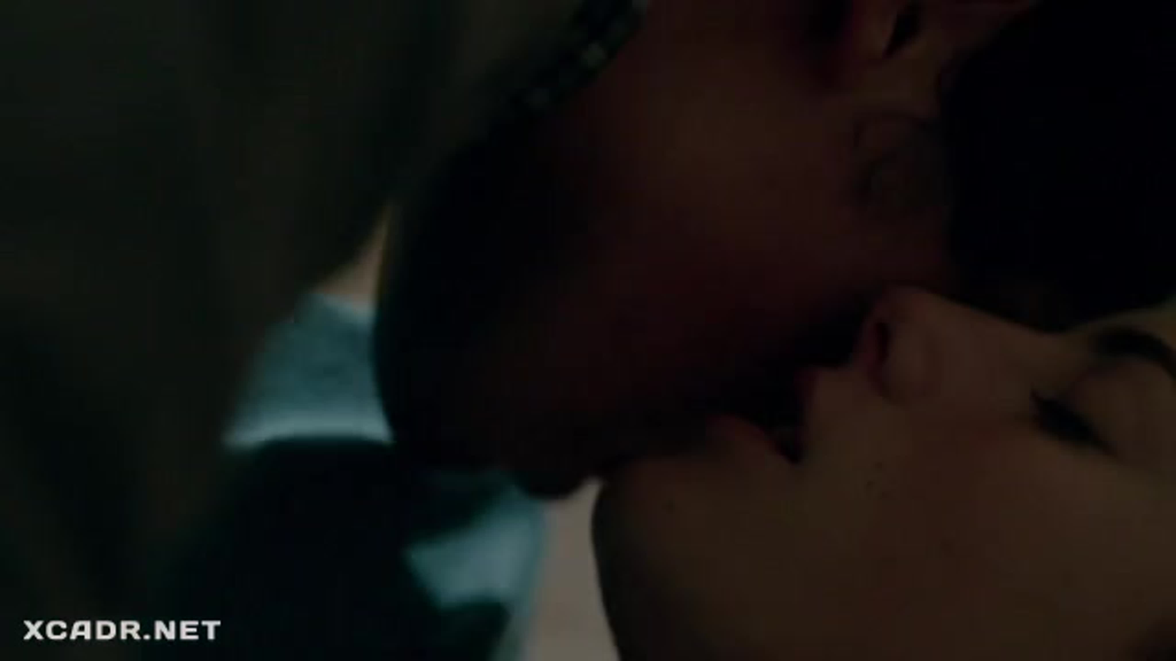 Гейлер ұйықтап жатқан адамдарды блять Порно: Кәрі жастарды үйретеді