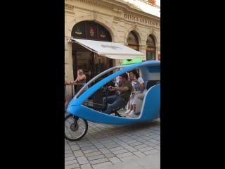 Victoria spotted filming in prague (180718)