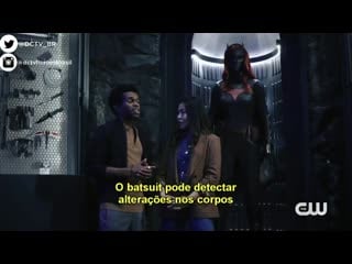 #batwoman nicole kang e camrus johnson mostram como é por trás da bat caverna pt 1 legendado