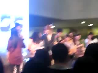 Hugs with fangirls(ukiss manila promo tour 100326/megamall)