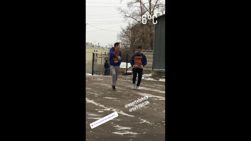 Реставраторы в деле 😂