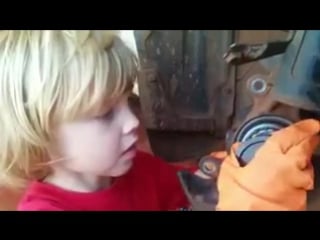 Мужиком растёт!