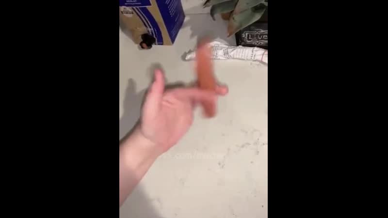 Кузя из универа крутит сосиску за пельмешки с майонезиком москва 2021