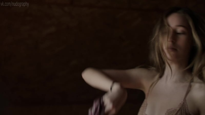 Алисия дебнем кери (alycia debnam carey) в сериале "бойтесь ходячих мертвецов" (fear the walking молодые, 2017) s03e05 (1080p)