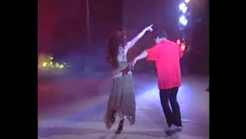 Дагестанскую певицу с фигурой Ким Кардашьян захейтили после «стриптиз-концерта»