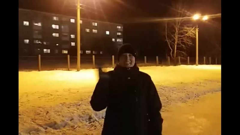 На коньках